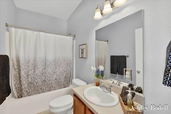 $299,900 | 18685 Heather Ridge Road, Unit 18, Battle Creek, MI 49017