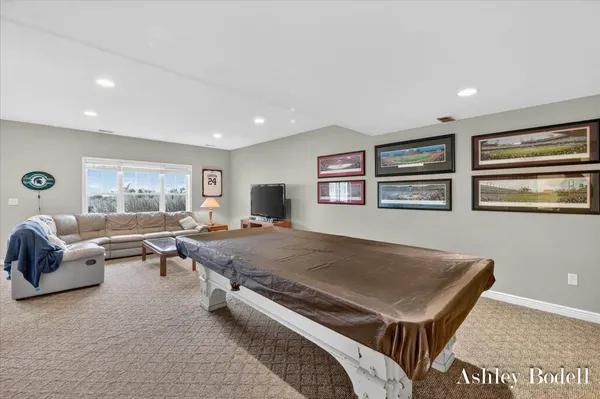 $299,900 | 18685 Heather Ridge Road, Unit 18, Battle Creek, MI 49017