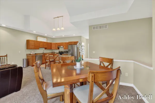 $299,900 | 18685 Heather Ridge Road, Unit 18, Battle Creek, MI 49017