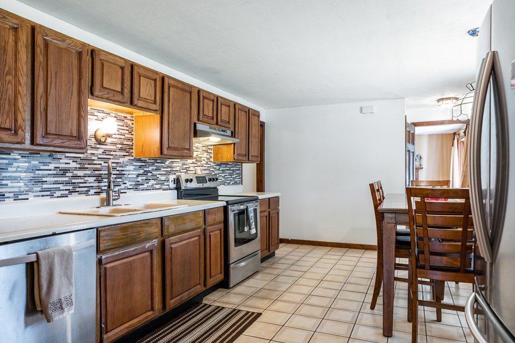 157 Great Road Shirley, MA 01464 - Photo 9 of 29