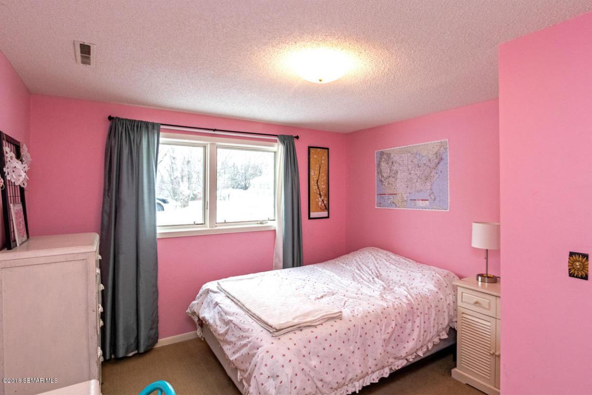 1608 38th Street Northwest Rochester, MN 55901 - Photo 14 of 21 Gallery Image 14