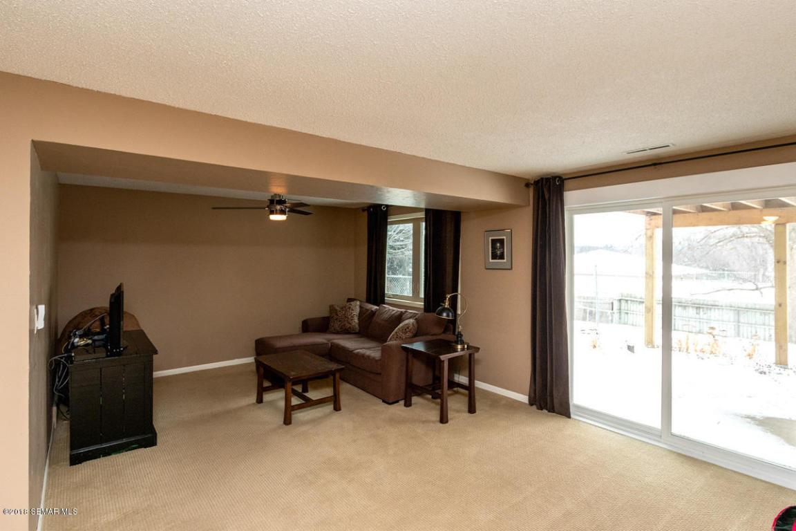 1608 38th Street Northwest Rochester, MN 55901 - Photo 10 of 21 Gallery Image 10
