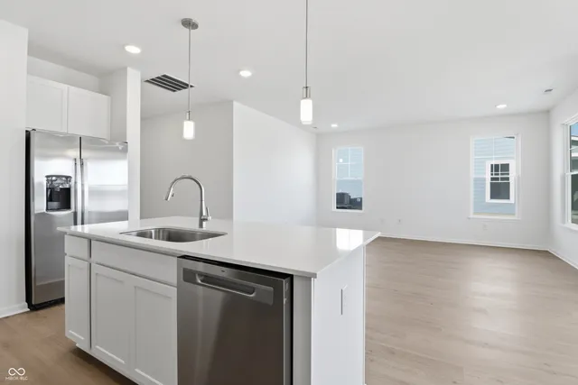 $2,400 | 2855 Piper Place, Plainfield, IN 46168