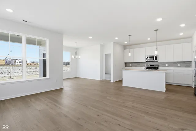 $2,400 | 2855 Piper Place, Plainfield, IN 46168