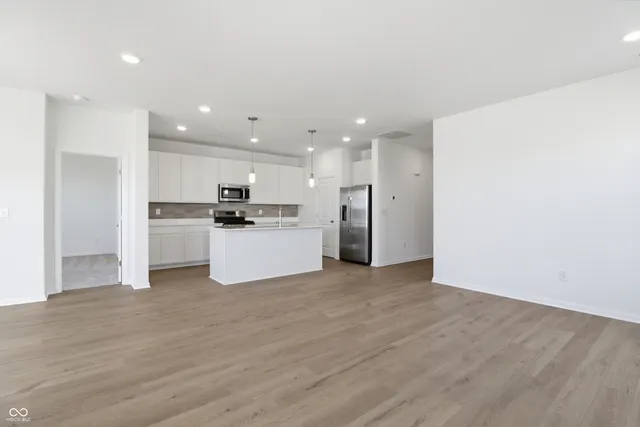 $2,400 | 2855 Piper Place, Plainfield, IN 46168