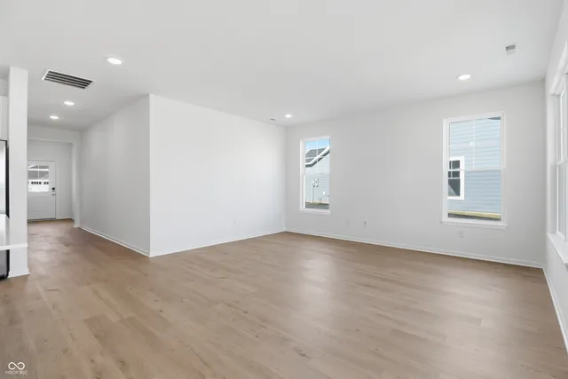 $2,400 | 2855 Piper Place, Plainfield, IN 46168