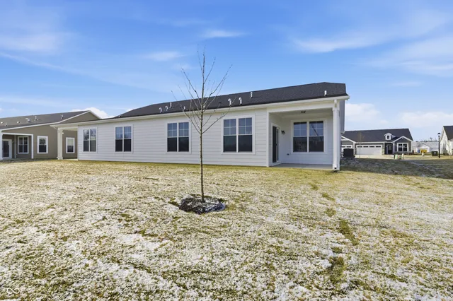 $2,400 | 2855 Piper Place, Plainfield, IN 46168