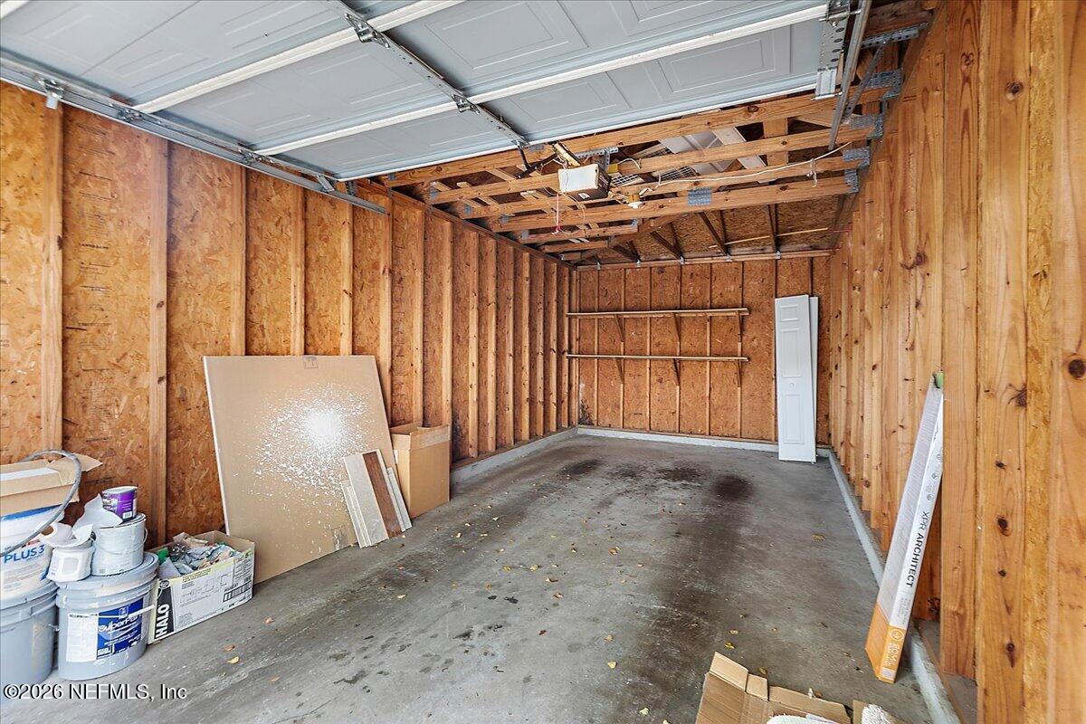 10150 Belle Rive Boulevard, Unit 204 Jacksonville, FL 32256 - Photo 10 of 19 10-Garage Interior