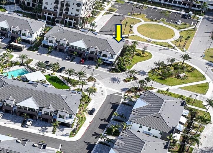 8370 Northwest 7th Court, Unit 1103 Plantation, FL 33324 - Photo 2 of 23 Prime Corner Location