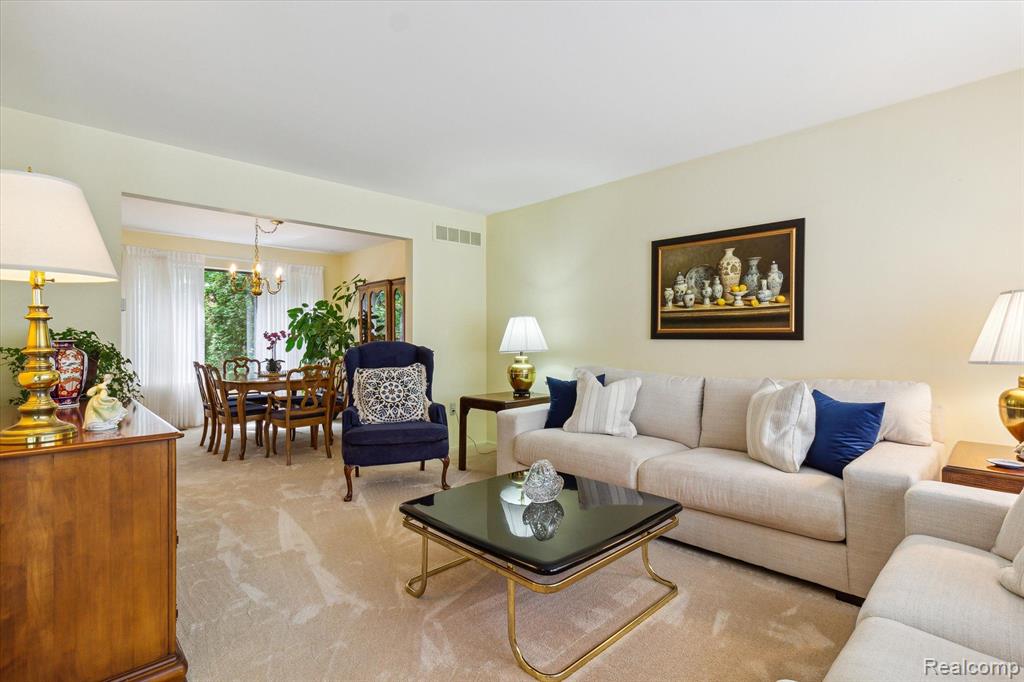 2220 Hickory Leaf Drive Rochester Hills, MI 48309 - Photo 11 of 60