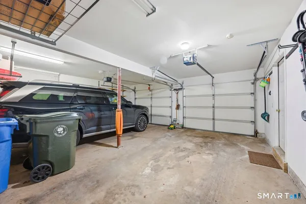 $349,999 | 27 Parkwood Drive, Unit 27, Norwich, CT 06360