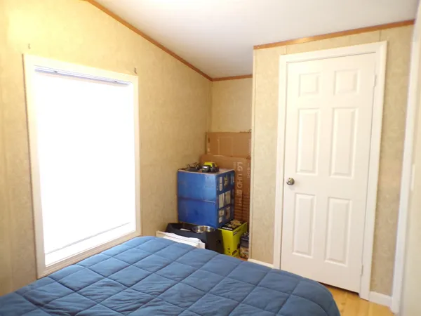 $95,500 | 15 Pineland Park Road, Milton, NH 03851