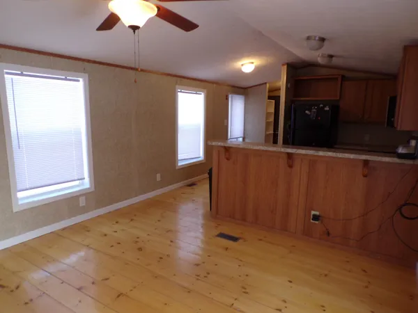 $95,500 | 15 Pineland Park Road, Milton, NH 03851