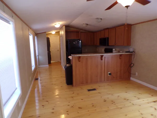 $95,500 | 15 Pineland Park Road, Milton, NH 03851