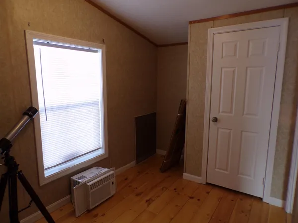 $95,500 | 15 Pineland Park Road, Milton, NH 03851