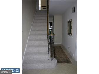 4200 State Road Drexel Hill, PA 19026 - Photo 4 of 8 Foyer