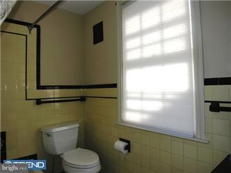4200 State Road Drexel Hill, PA 19026 - Photo 7 of 8 Bathroom
