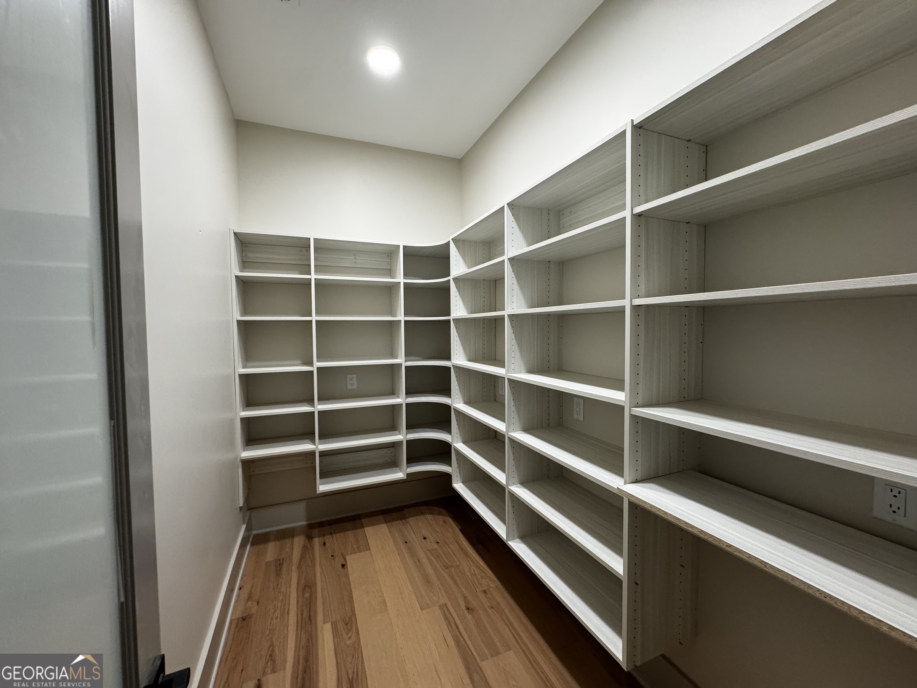 260 Edgewater Trail South Toccoa, GA 30577 - Photo 10 of 37