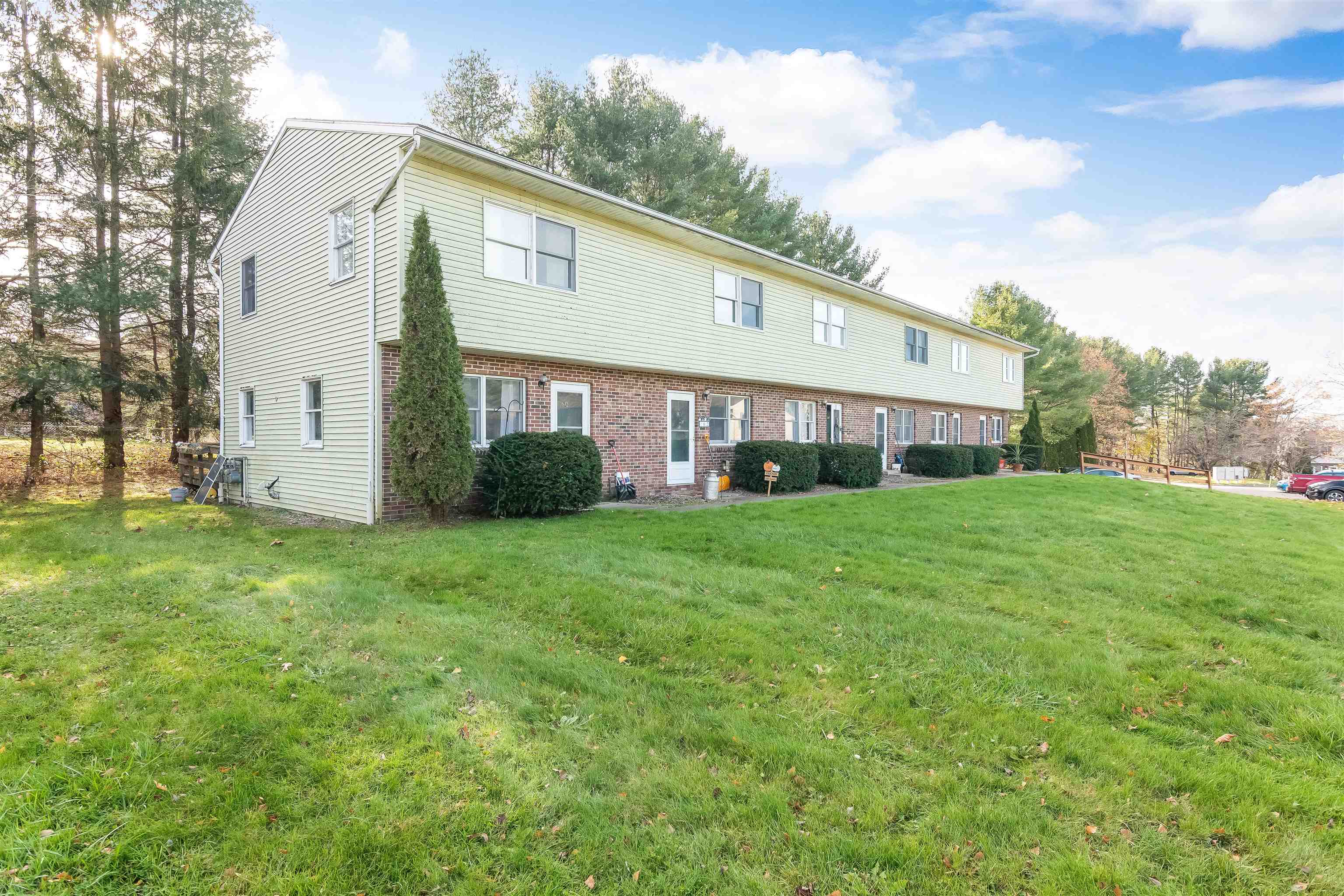 60 Shirley Circle Williston, VT 05495 - Photo 10 of 18