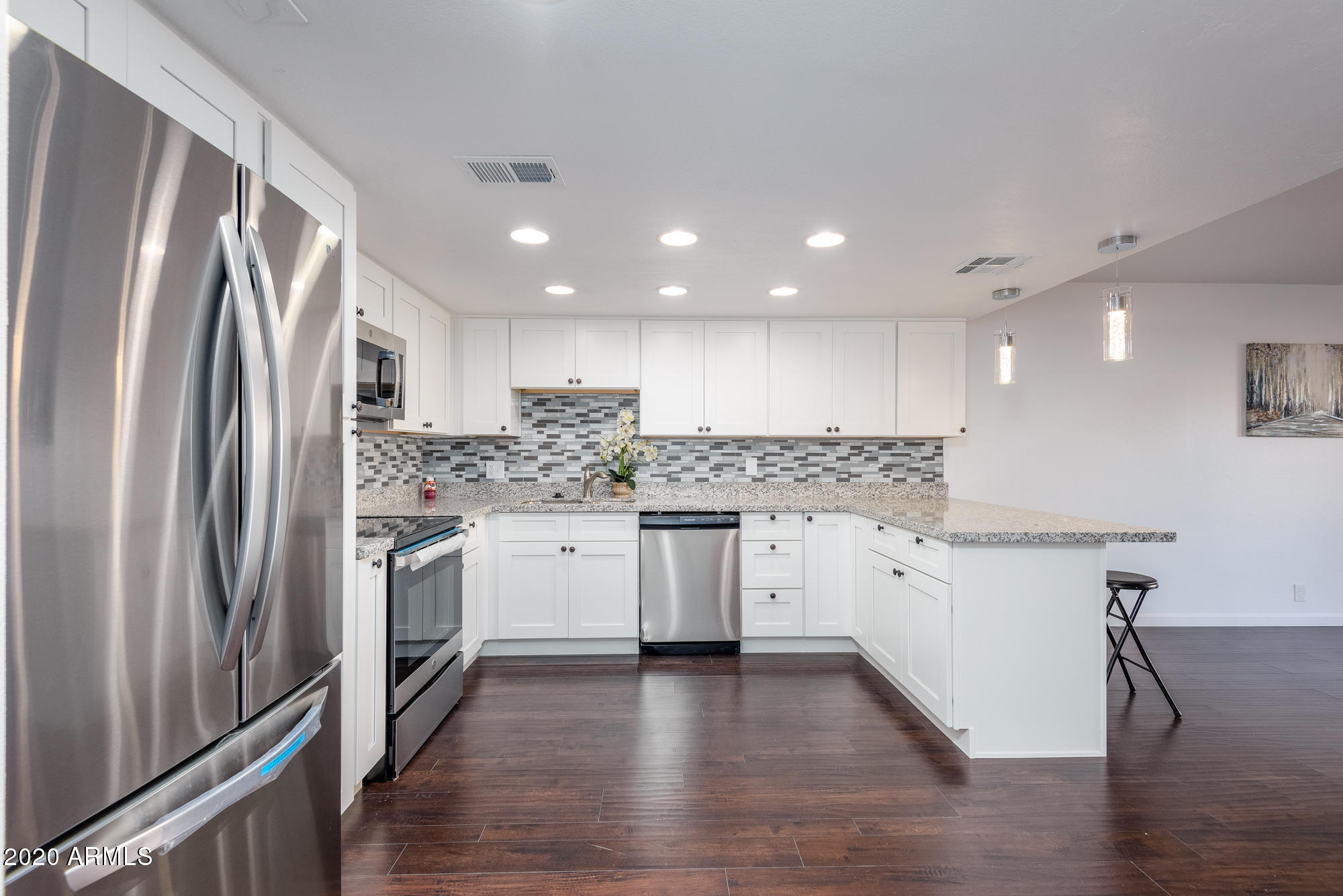 7830 East Camelback Road, Unit 101 Scottsdale, AZ 85251 - Photo 1 of 30 Camelback101-12