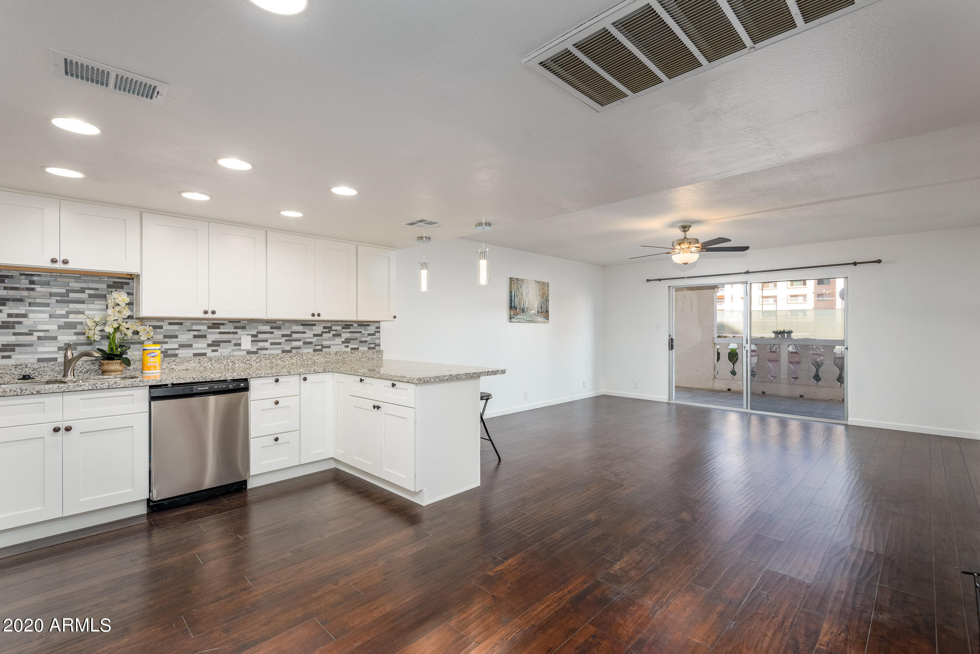 7830 East Camelback Road, Unit 101 Scottsdale, AZ 85251 - Photo 12 of 30 Camelback101-11