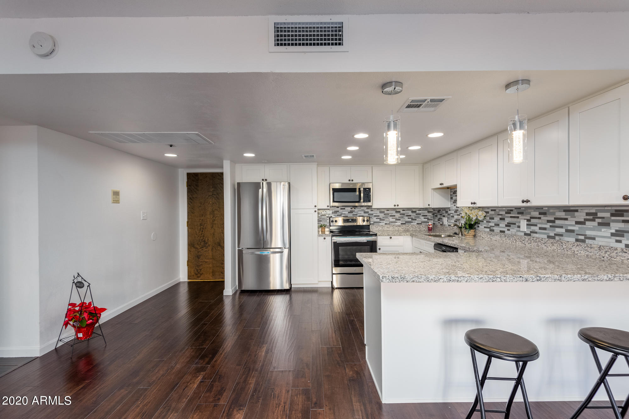 7830 East Camelback Road, Unit 101 Scottsdale, AZ 85251 - Photo 14 of 30 Camelback101-14
