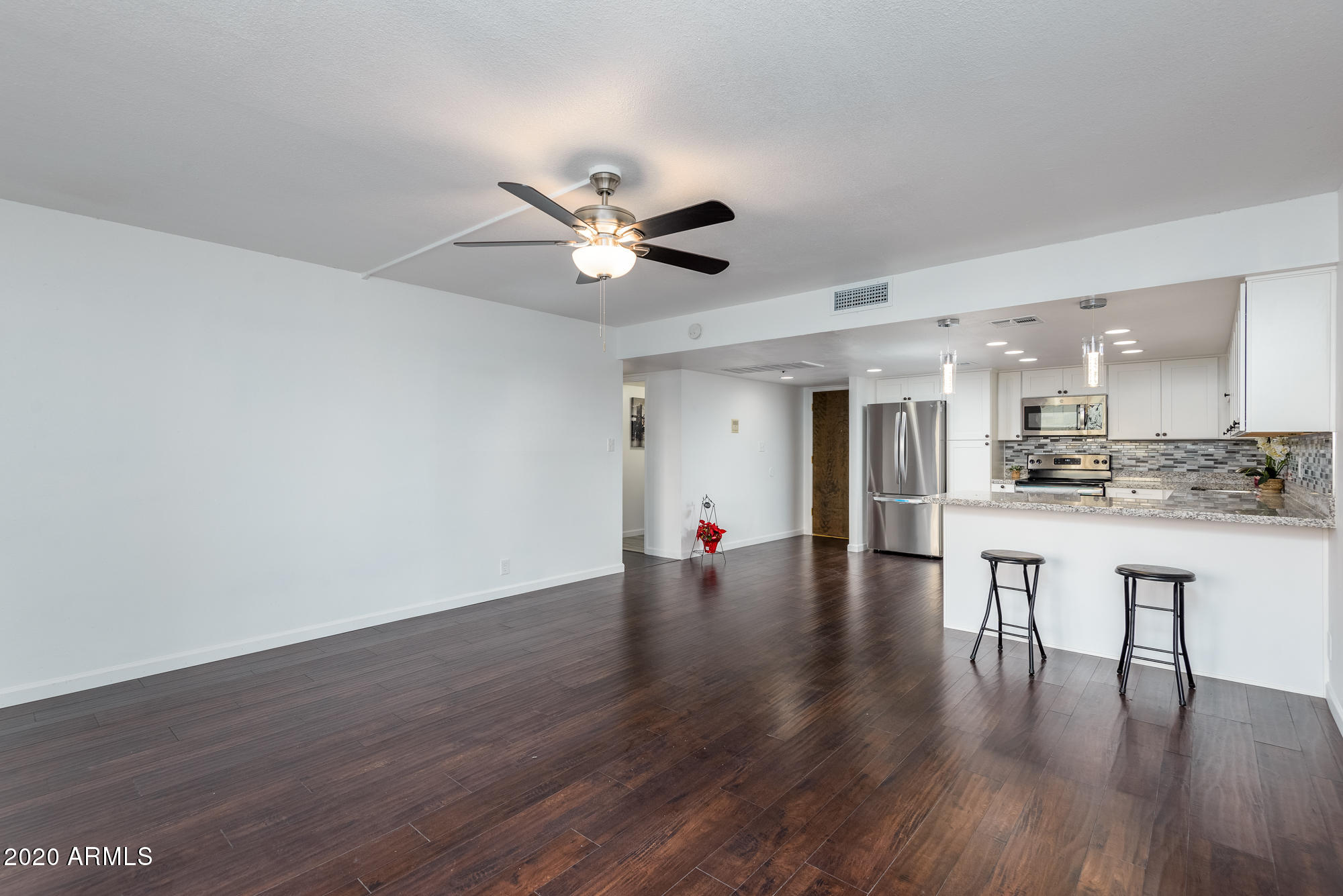 7830 East Camelback Road, Unit 101 Scottsdale, AZ 85251 - Photo 18 of 30 Camelback101-18