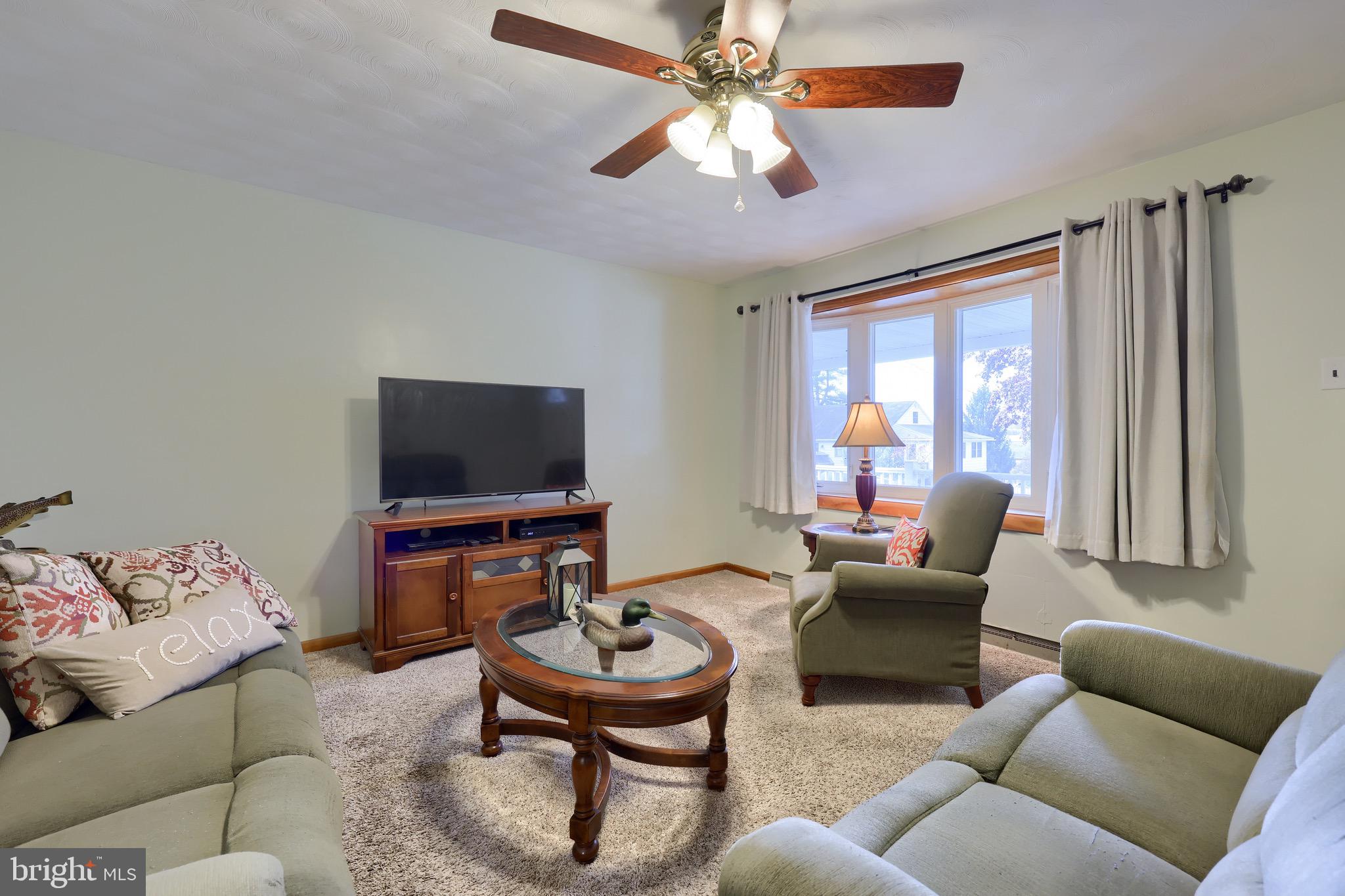 22 Locust Street Spring Grove, PA 17362 - Photo 6 of 36 Gallery Image 6