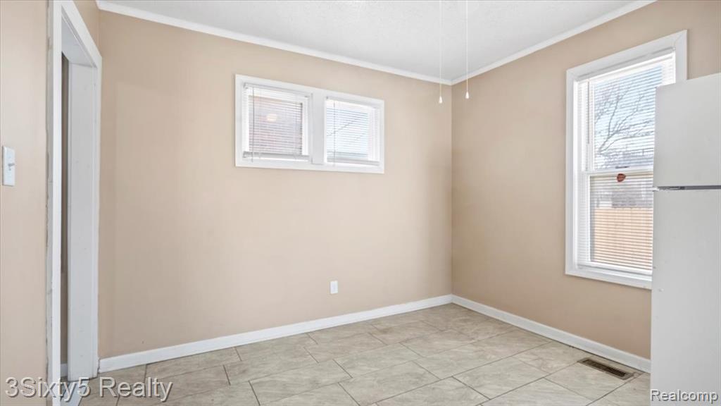 9 Myrtle Street River Rouge, MI 48218 - Photo 4 of 12