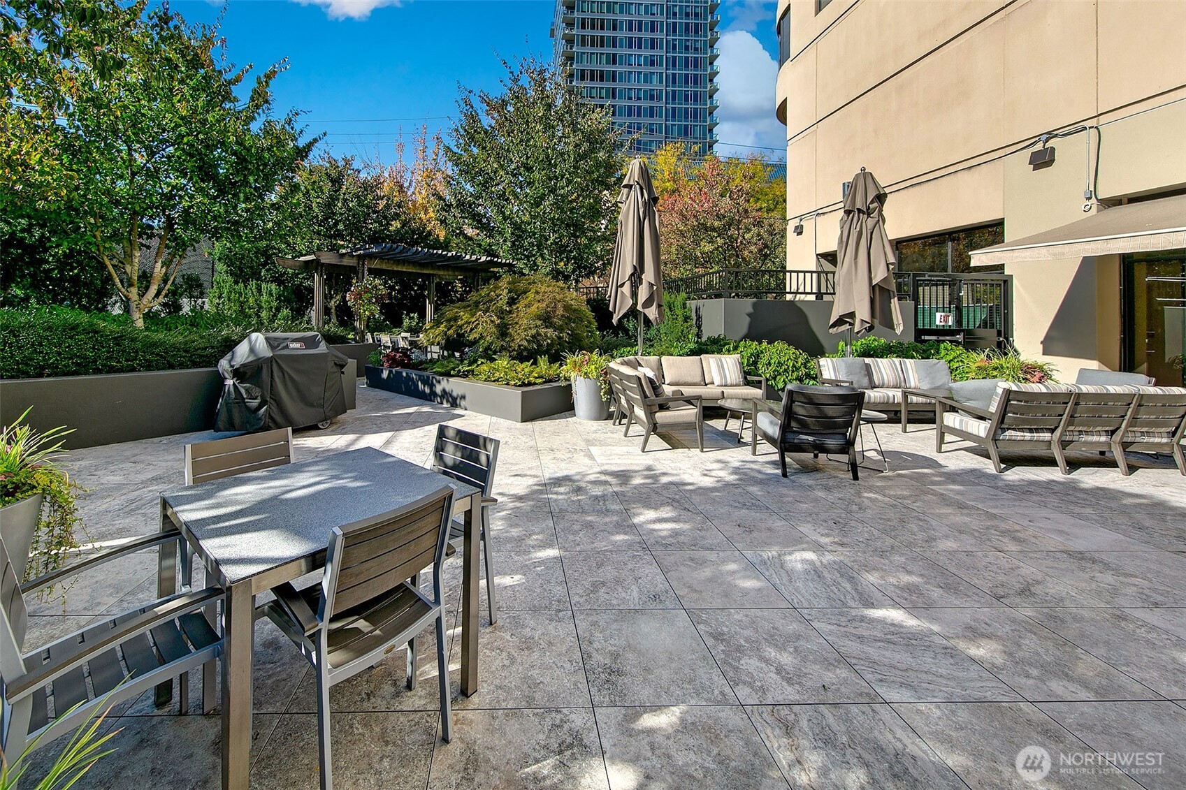 1301 Spring Street, Unit 5C Seattle, WA 98104 - Photo 30 of 33