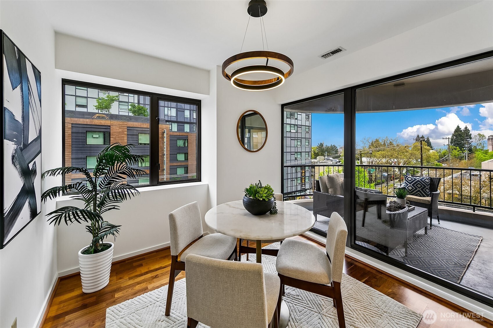 1301 Spring Street, Unit 5C Seattle, WA 98104 - Photo 4 of 33