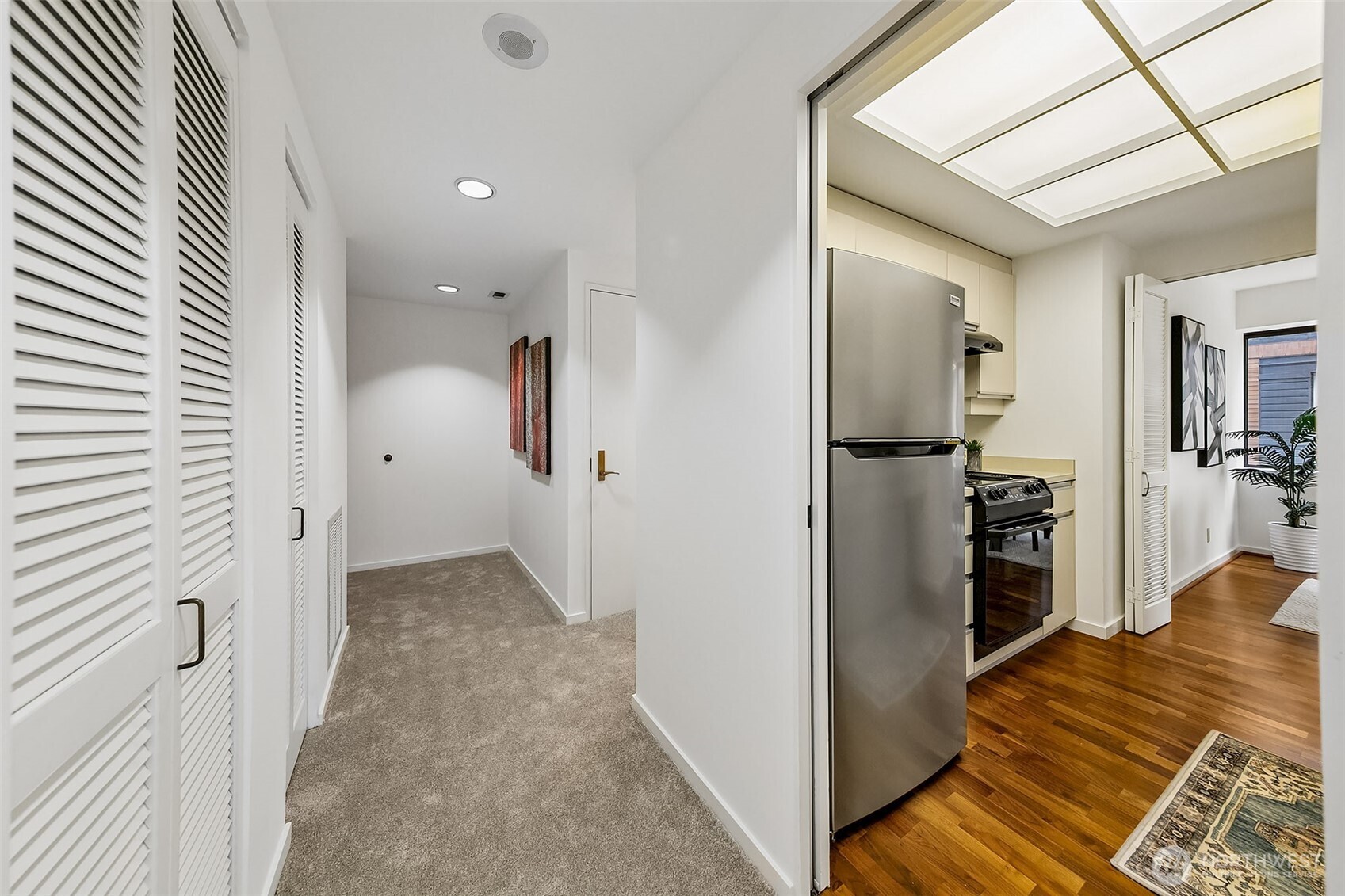 1301 Spring Street, Unit 5C Seattle, WA 98104 - Photo 7 of 33