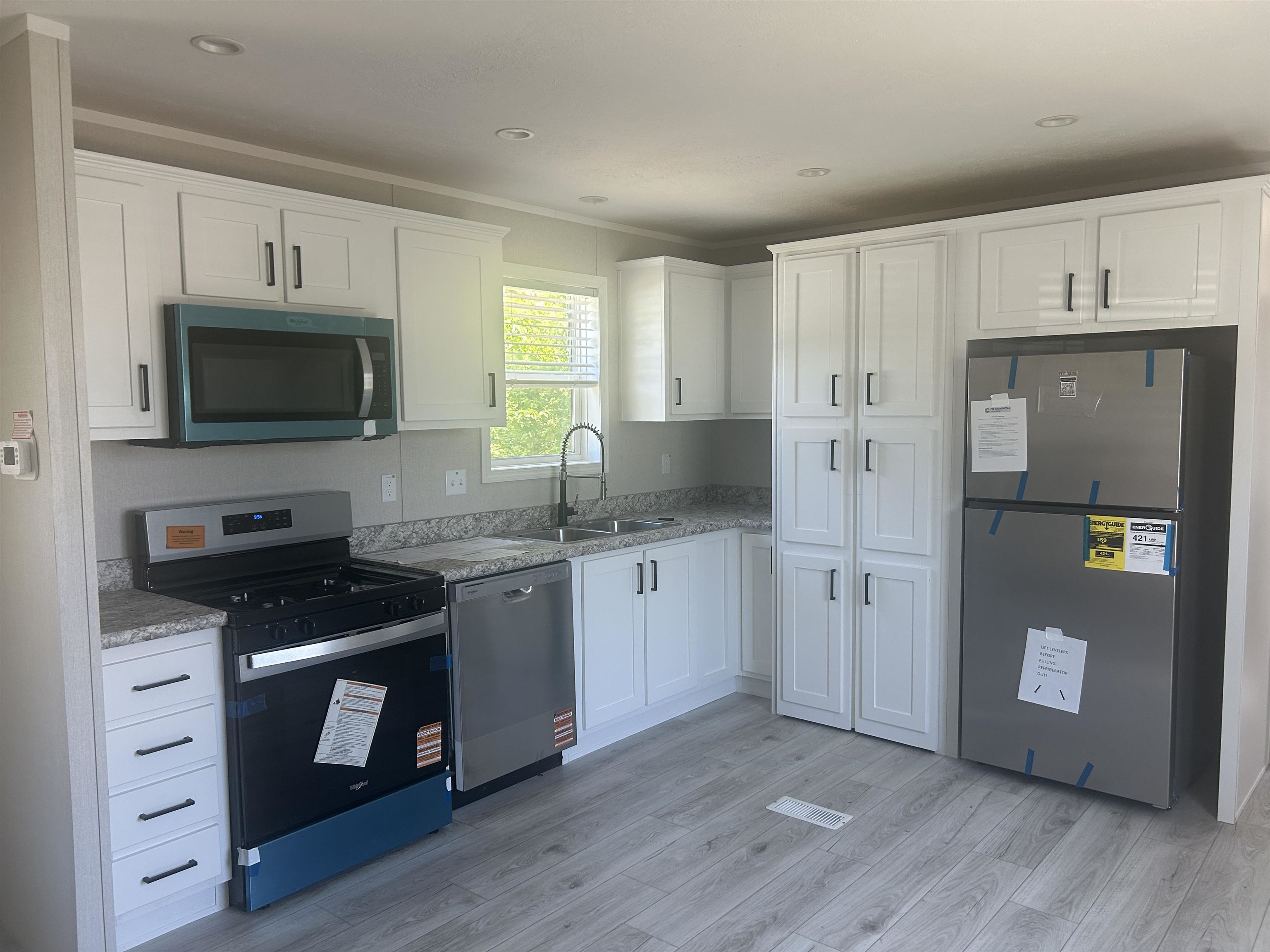 39 Pineland Park Road Milton, NH 03851 - Photo 2 of 14
