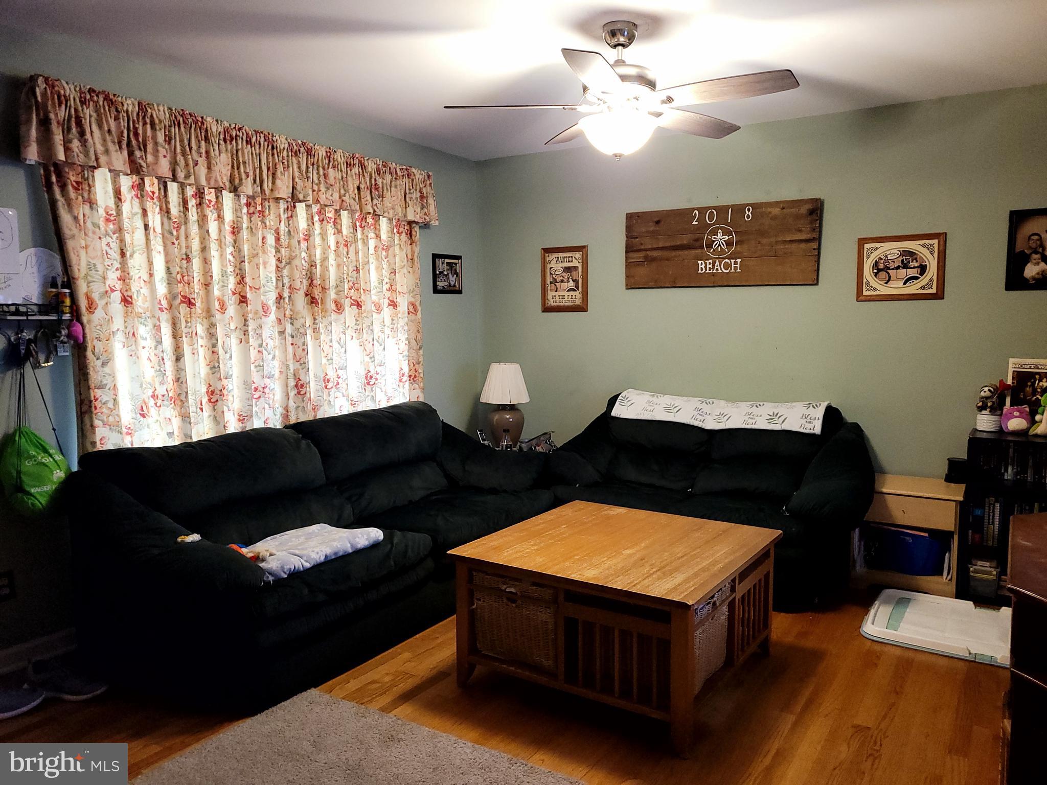 15214 Little Egypt Road Orange, VA 22960 - Photo 4 of 23 Living room