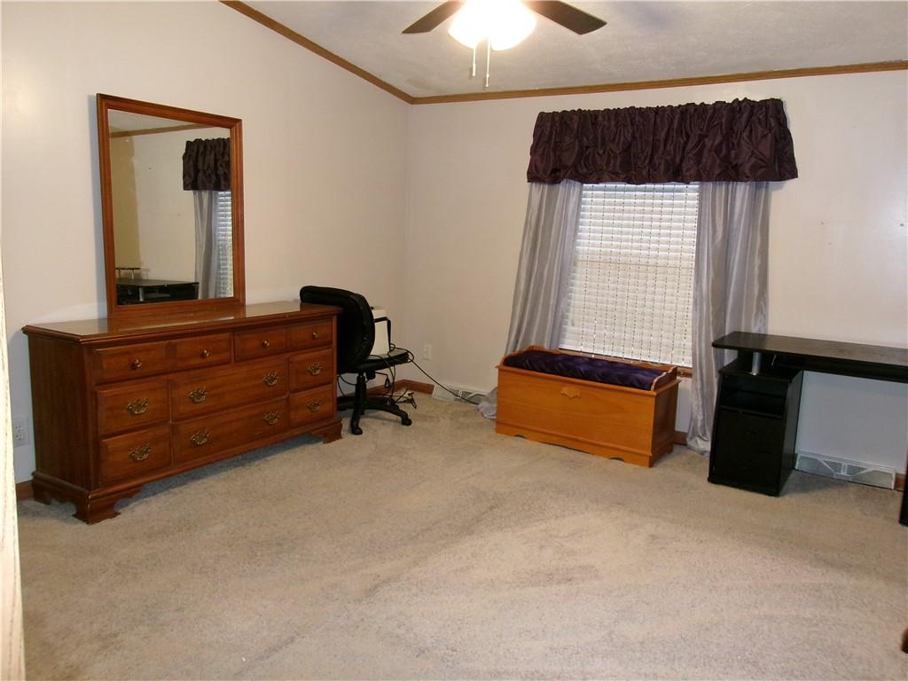 3016 Edgecliff Road New Kensington, PA 15068 - Photo 16 of 40 Master Bedroom