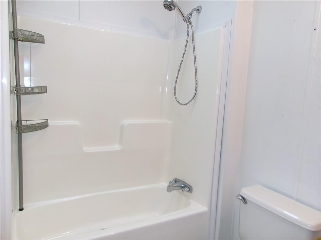 3016 Edgecliff Road New Kensington, PA 15068 - Photo 24 of 40 Second Full Bath with Shower