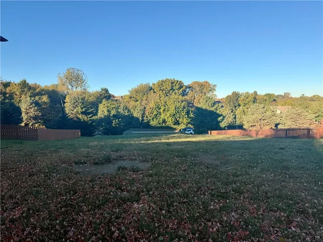 $60,000 | 1231 Wiltshire Boulevard, Raymore, MO 64083