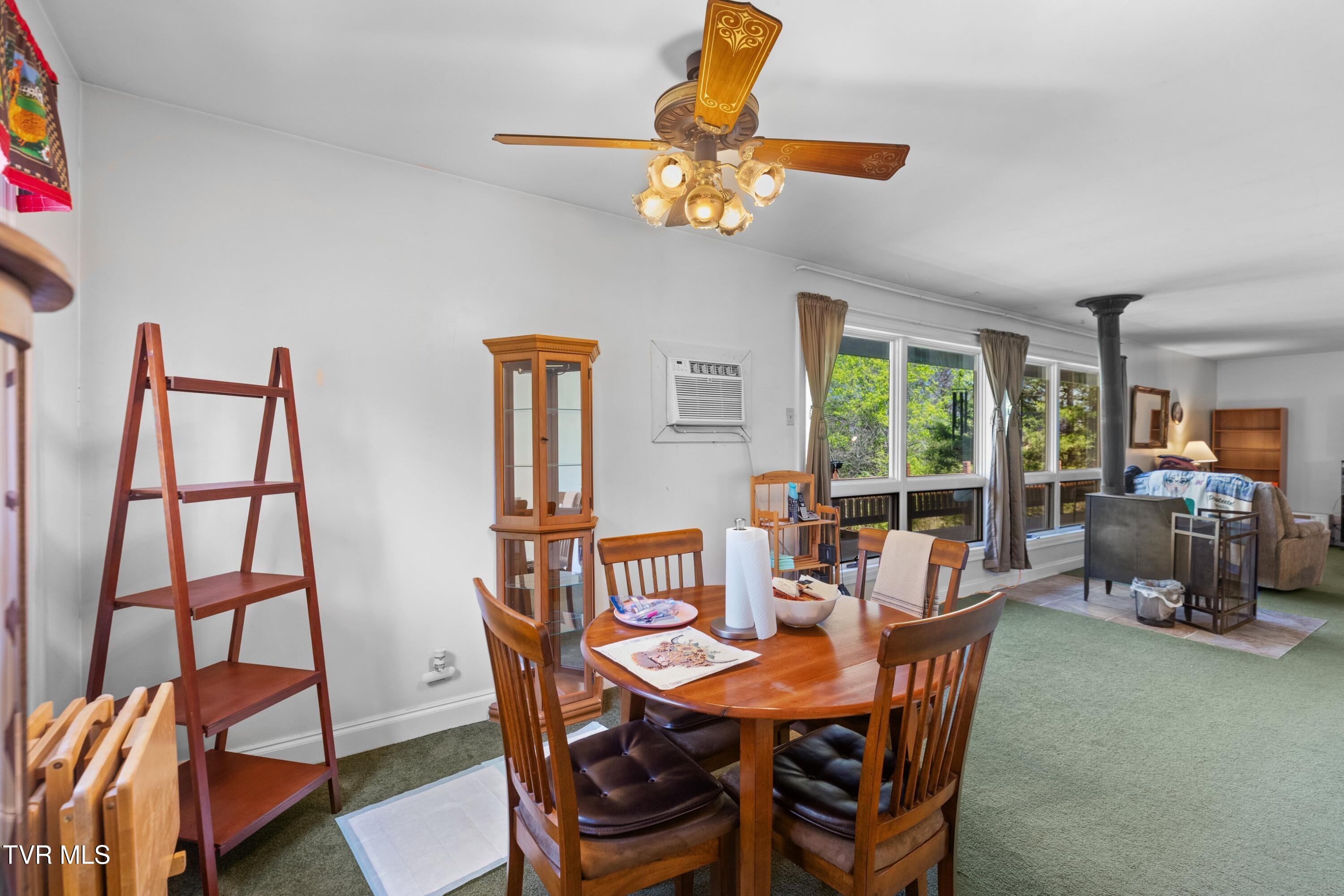 158 Dalson Road Eidson, TN 37731 - Photo 13 of 62 009-158DalsonRoad-Eidson-TN-37731-SMALL