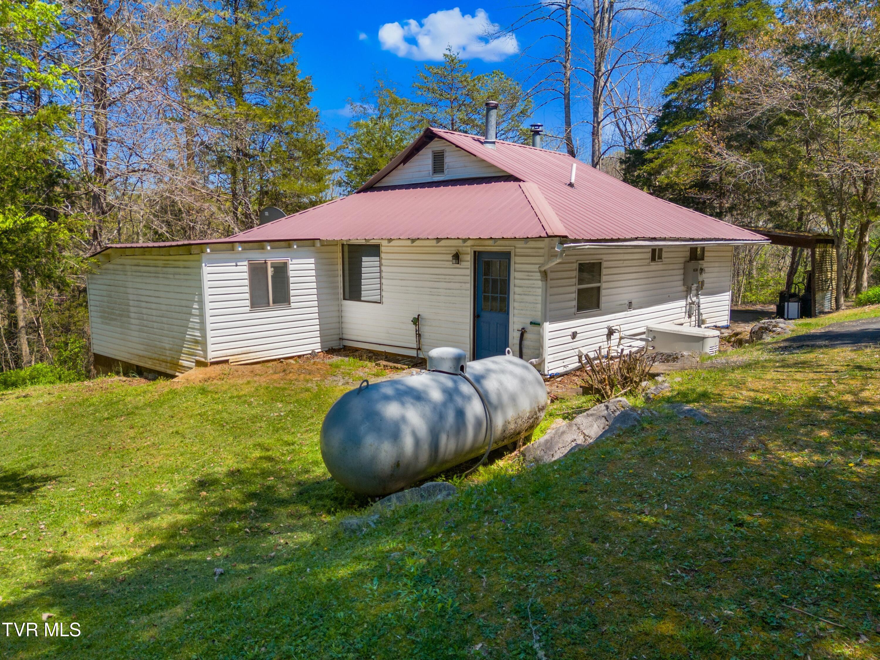 158 Dalson Road Eidson, TN 37731 - Photo 30 of 62 049-158DalsonRoad-Eidson-TN-37731-SMALL