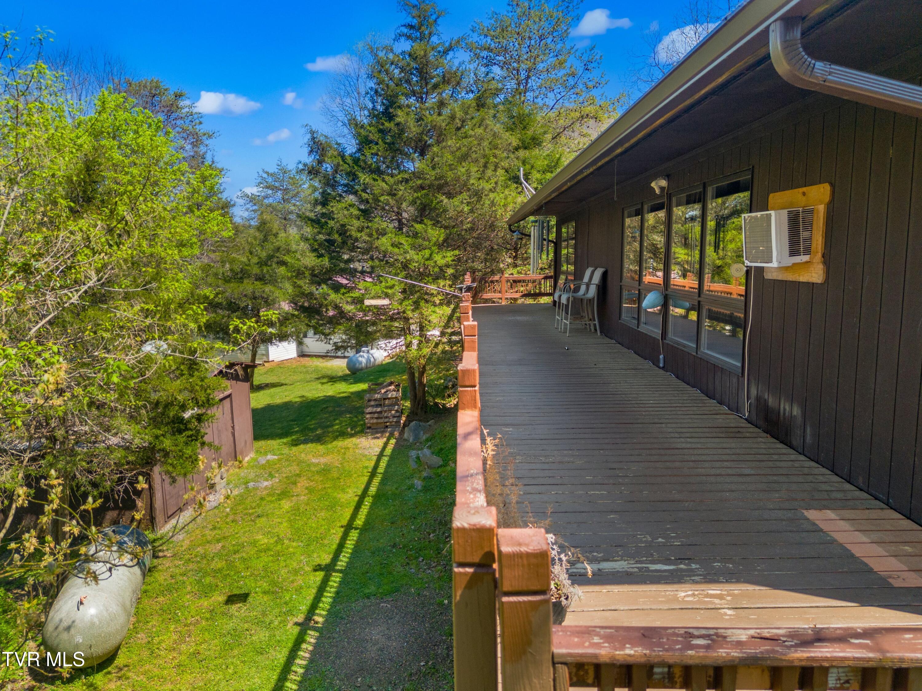 158 Dalson Road Eidson, TN 37731 - Photo 6 of 62 047-158DalsonRoad-Eidson-TN-37731-SMALL