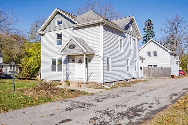 $449,900 | 5692 Pittsford Palmyra Road, Pittsford, NY 14534