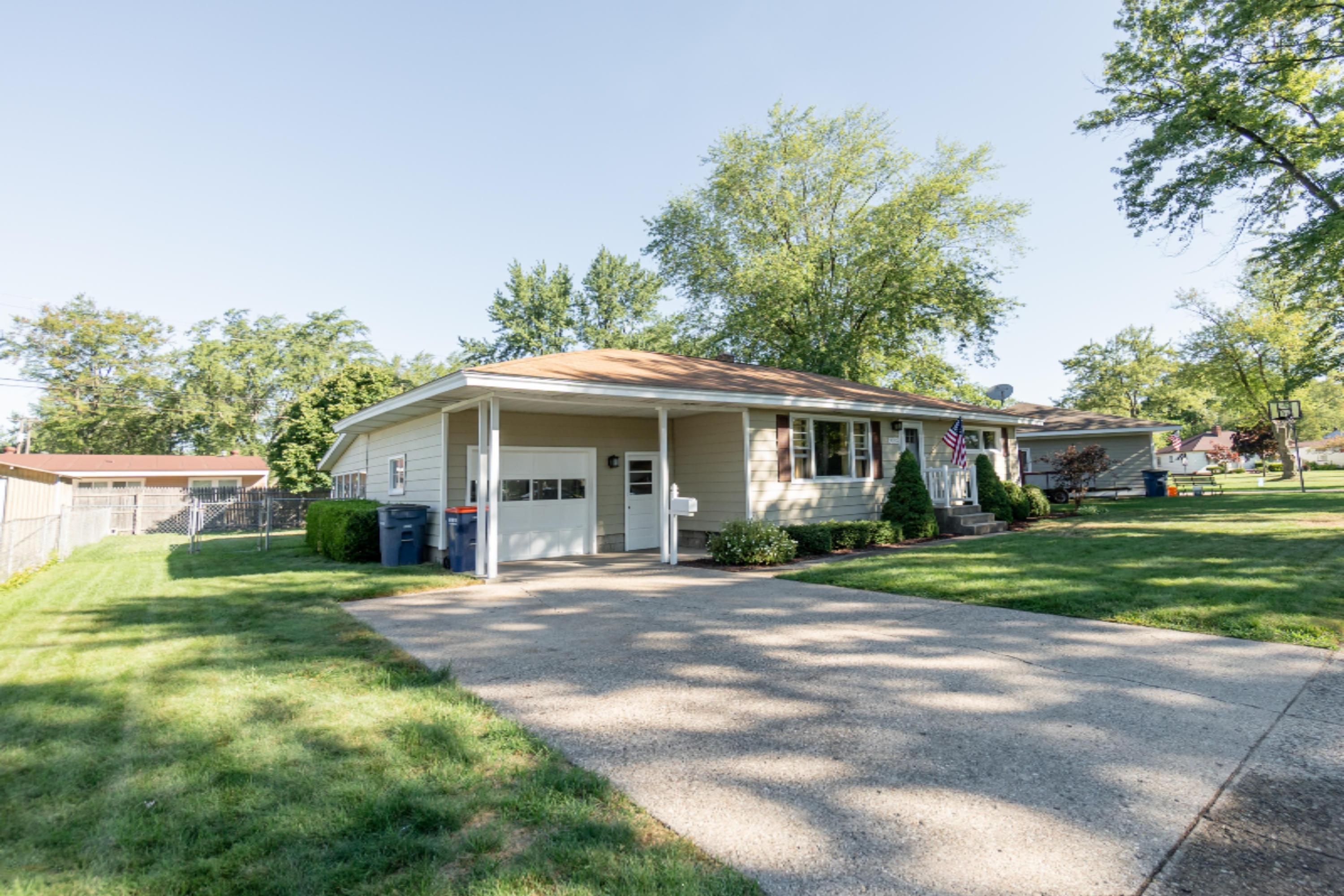 3053 Coolidge Road Muskegon, MI 49441 - Photo 2 of 40 3053 Coolidge rd.-52