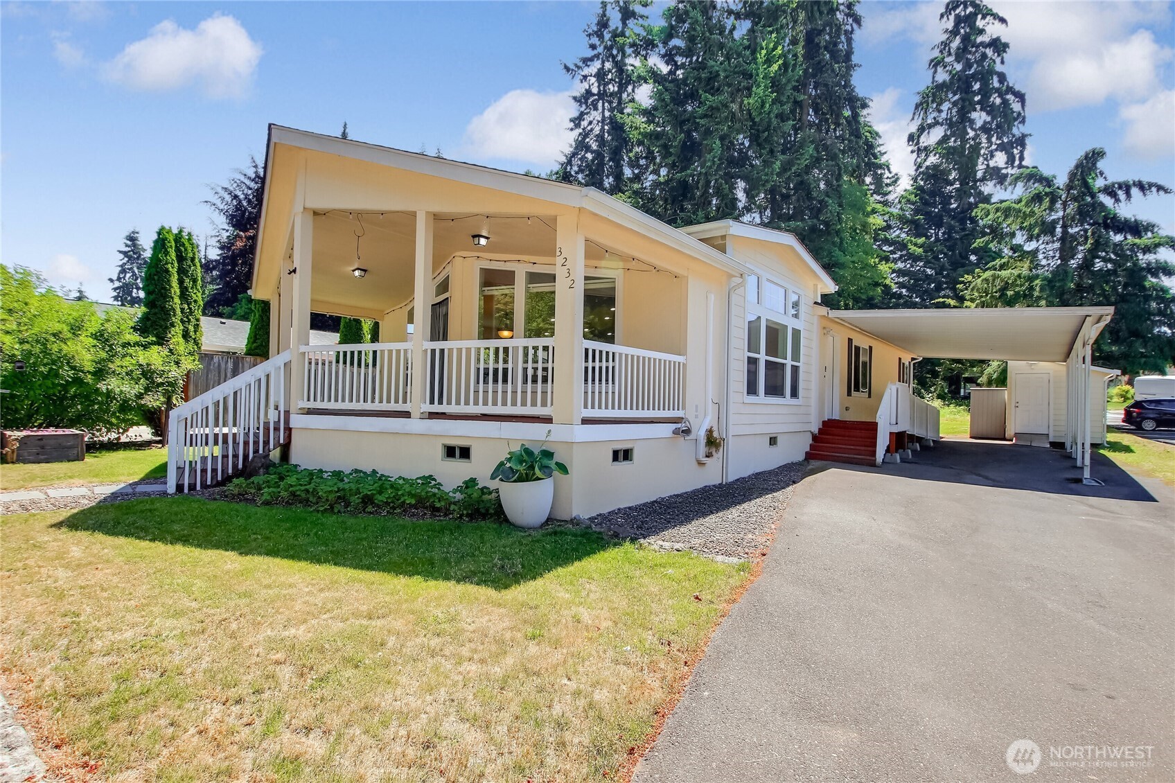 3232 206th Place Southeast Bothell, WA 98012 - Photo 2 of 34
