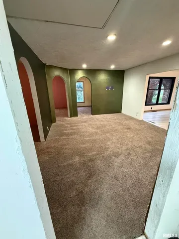 $150,000 | 808 South Victor Street, Christopher, IL 62822