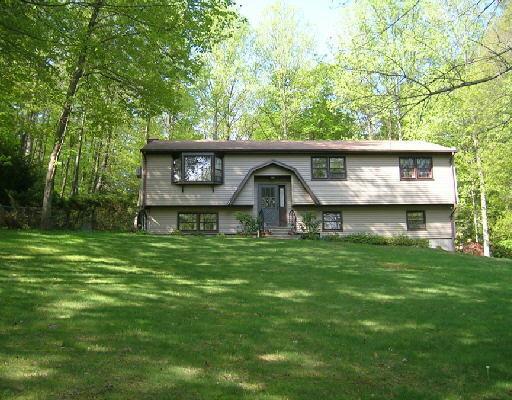 38 Dutton Road Oxford, CT 06478 - Photo 1 of 1 Gallery Image 1