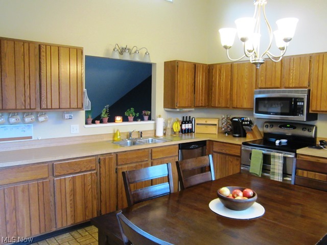 Spacious kitchen with lots of storage.