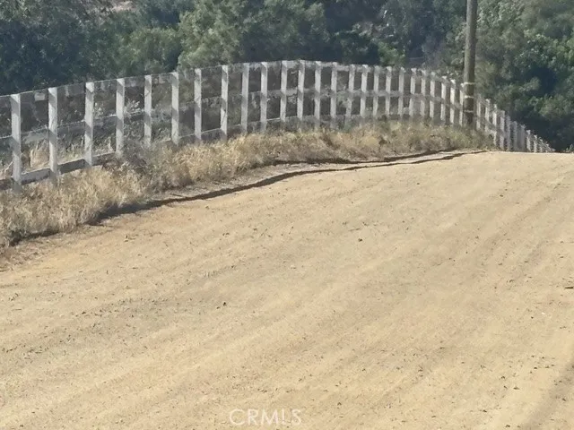 17 Keller Road Winchester, CA 92596 - Photo 16 of 21 a view of wooden fence