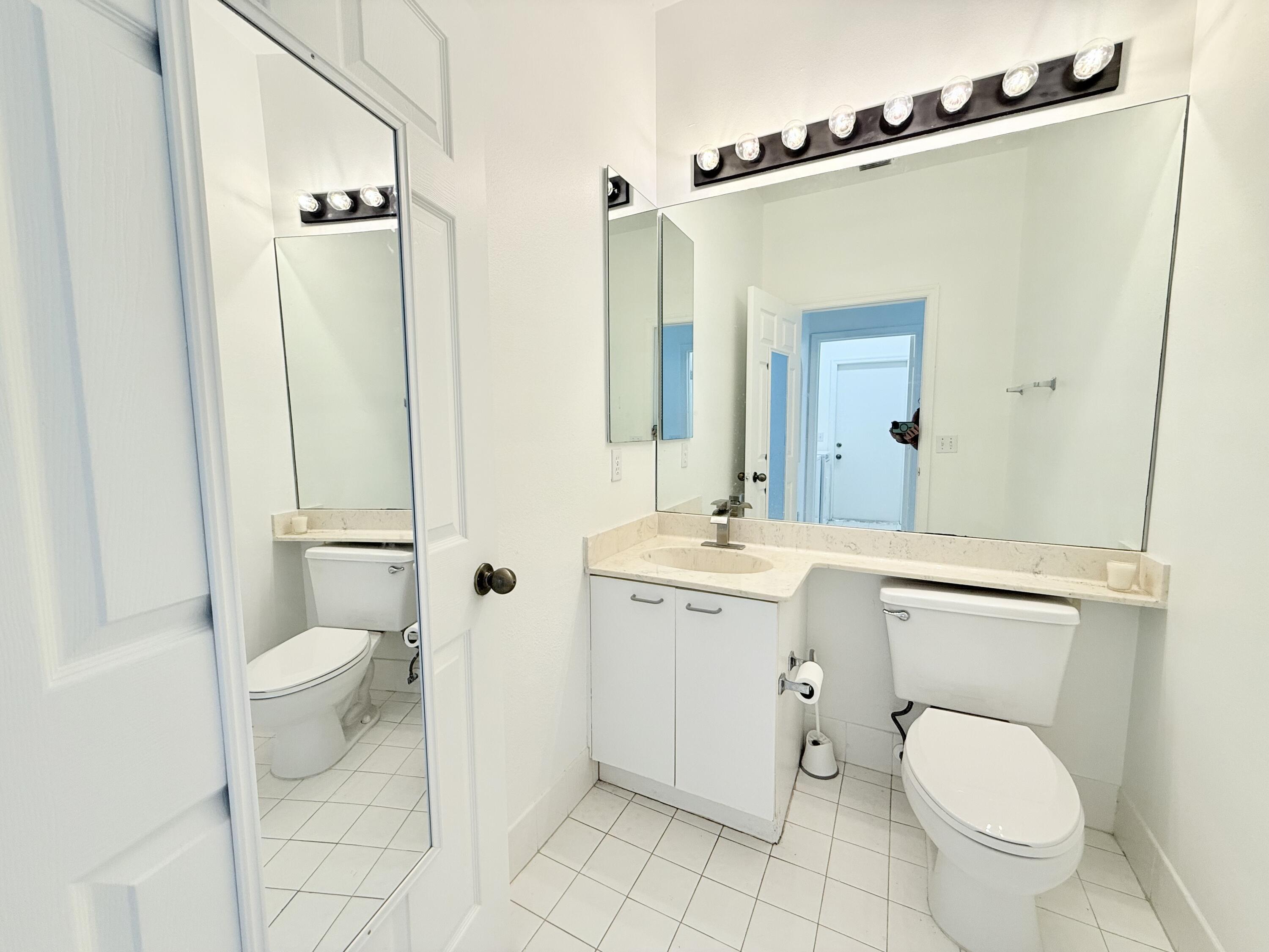 10875 Old Bridgeport Lane Boca Raton, FL 33498 - Photo 28 of 39 1/2 BATHROOM