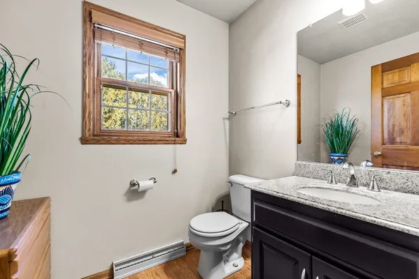 $476,000 | 2189 East Prairie Creek Drive, Neenah, WI 54956