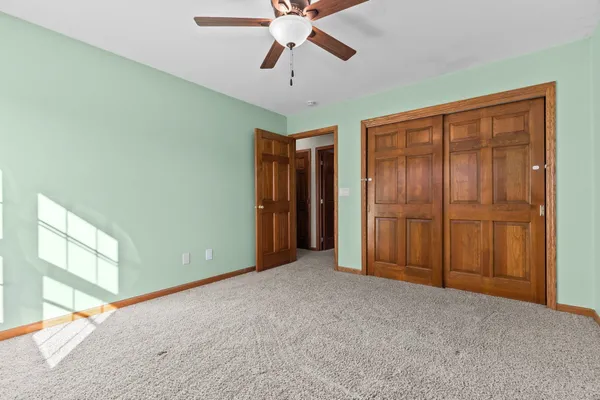 $476,000 | 2189 East Prairie Creek Drive, Neenah, WI 54956